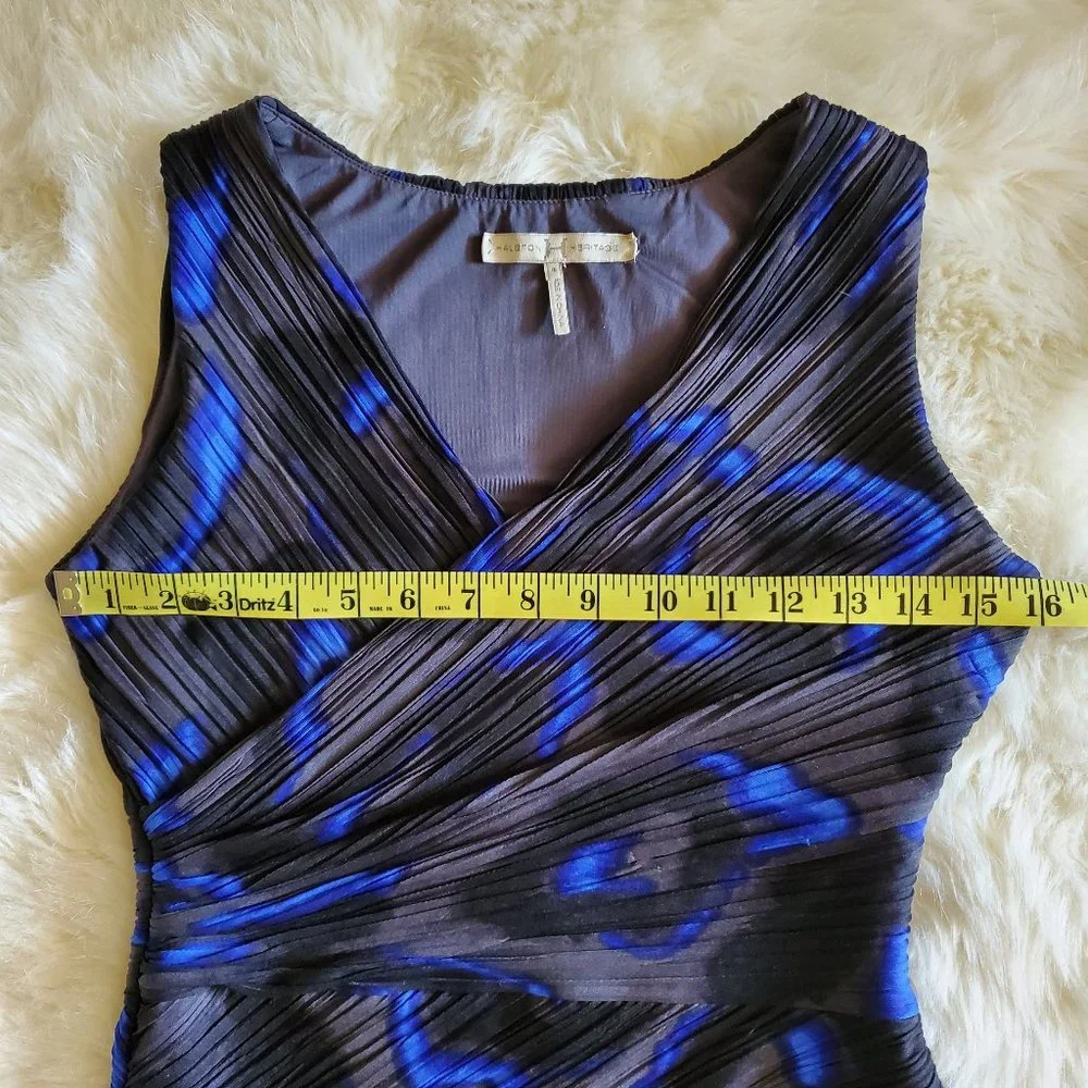 Halston Heritage Blue and Gray Pleated Dress Size 4 - Picture 14 of 16